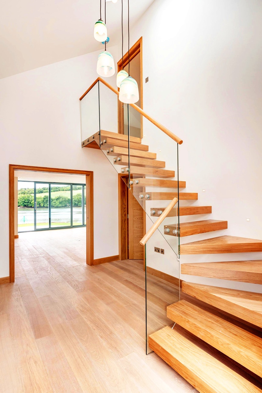 floating staircase wood handrail